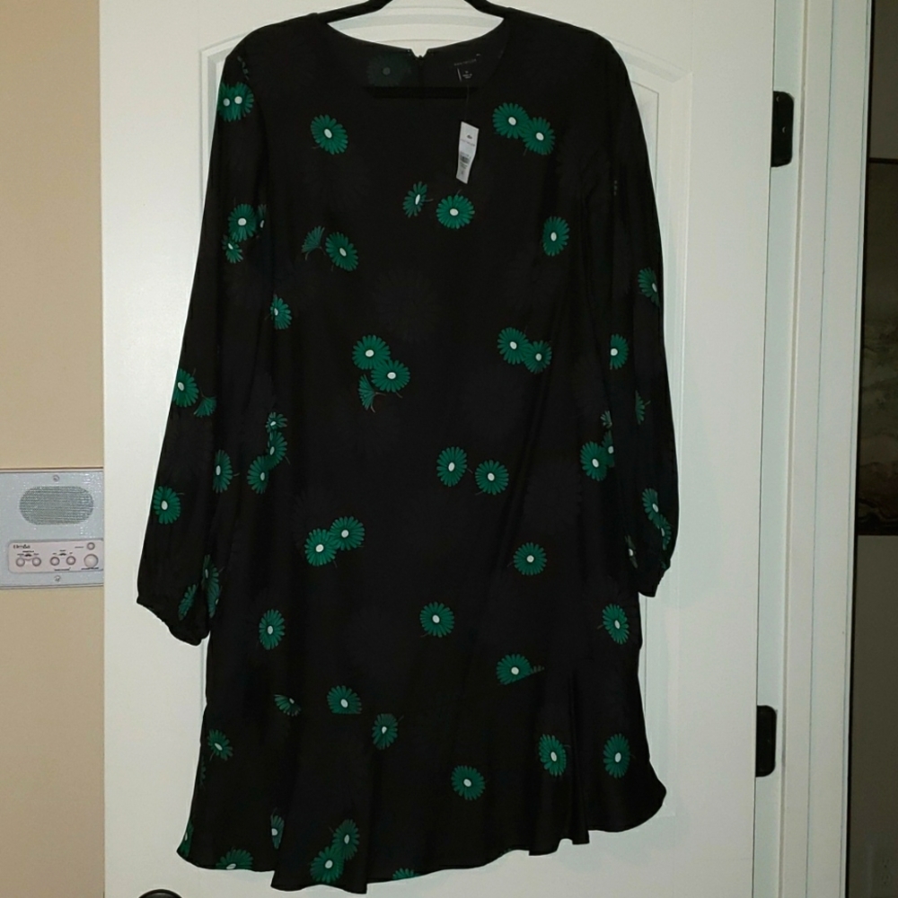 NWT Ann Taylor Black and green dress size 10